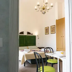 Nonna Peppina Central Taormina